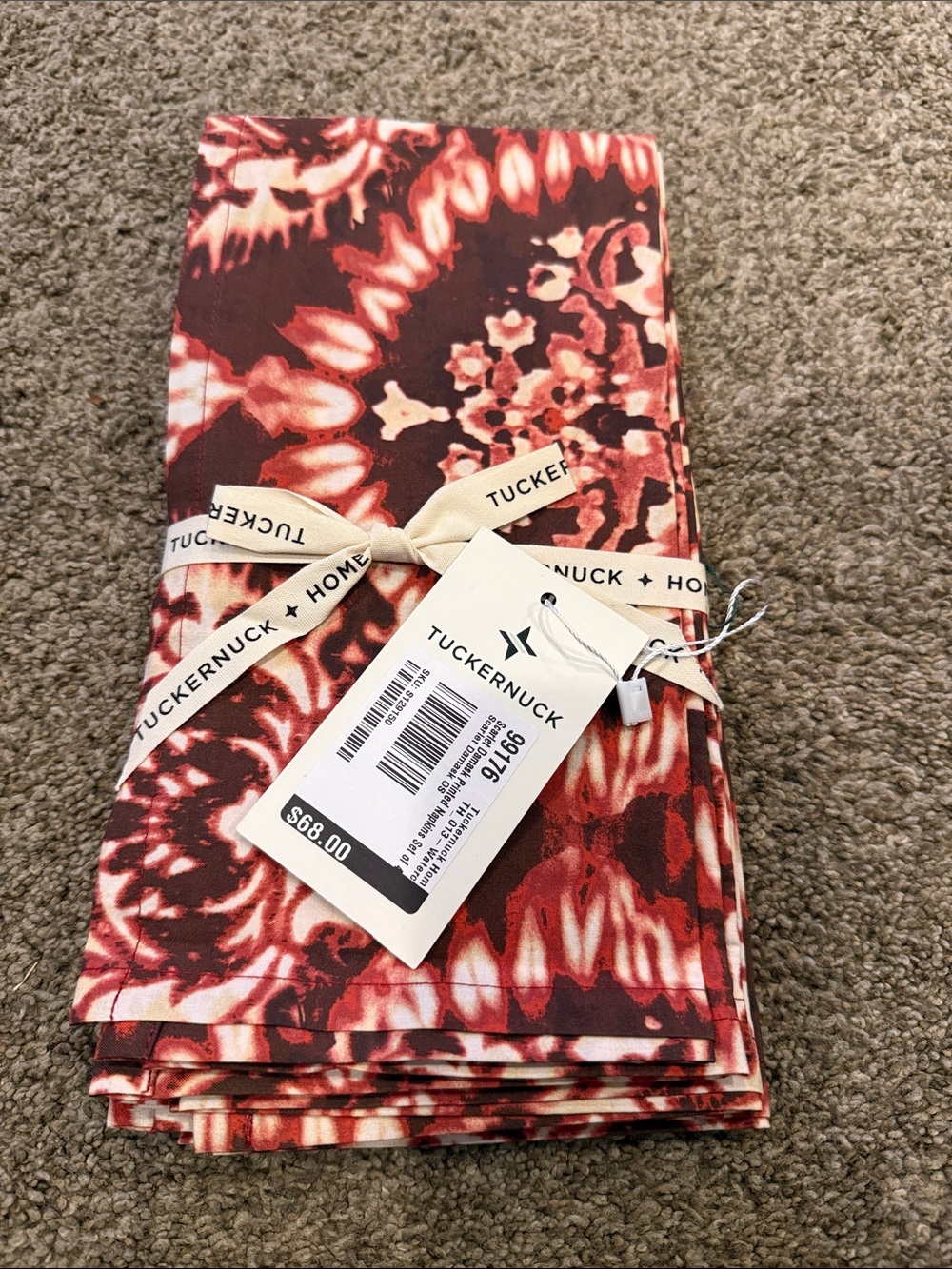 Tuckernuck Red and Cream Patterned Napkin Set